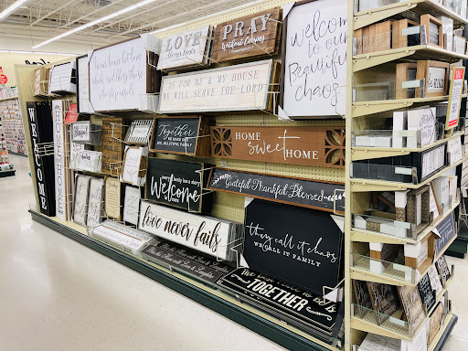 Craft Store «Hobby Lobby», reviews and photos, 6797 E Genesee St, Fayetteville, NY 13066, USA