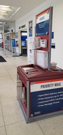 Post Office «United States Postal Service», reviews and photos, 3800 Greenfield Rd, Dearborn, MI 48120, USA