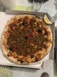 Plats et boissons du Pizzeria La Pizza des Grands Pins à Marseille - n°9