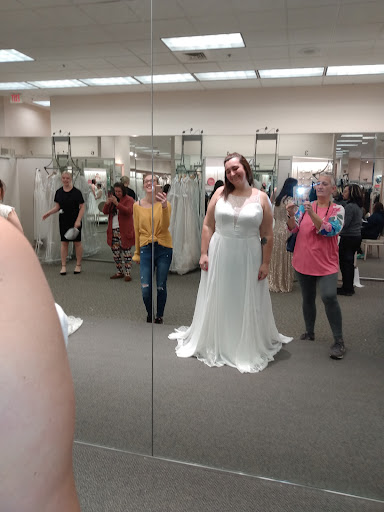 Shopping Mall «Summit Mall», reviews and photos, 3265 W Market St, Fairlawn, OH 44333, USA