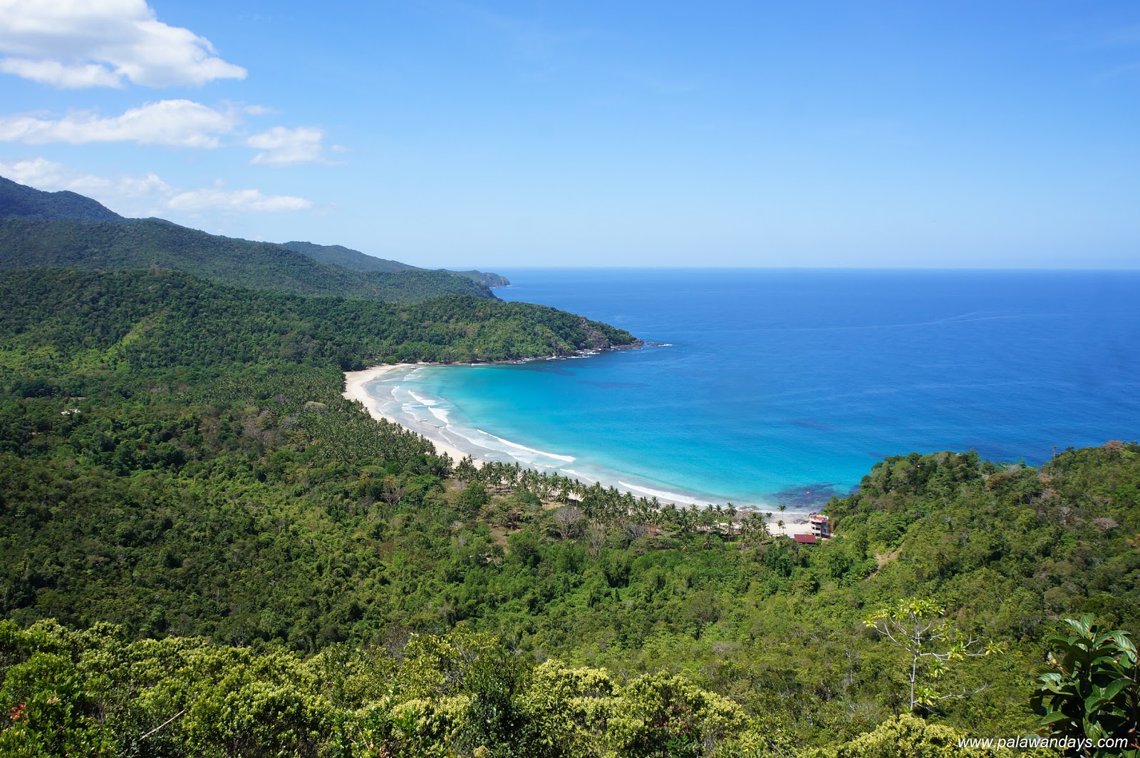 Foto de Praia de Nagtabon - recomendado para viajantes em família com crianças