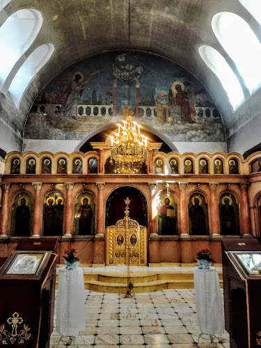 Отзиви за Храм „Свети Свети Апостоли Петър и Павел“ в София - църква