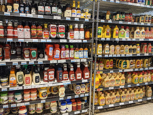 Grocery Store «Horrocks Market», reviews and photos, 4455 Breton Rd SE, Kentwood, MI 49508, USA