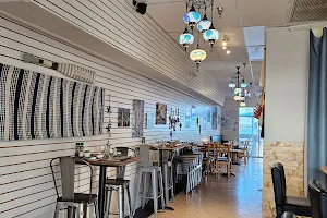 Mio’s Grill & Cafe image