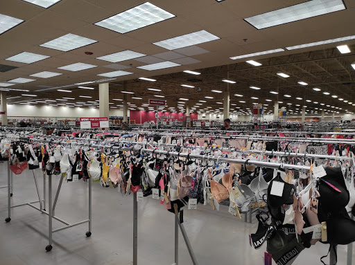 Clothing Store «Burlington Coat Factory», reviews and photos, 229 Springer Dr, Bangor, ME 04401, USA