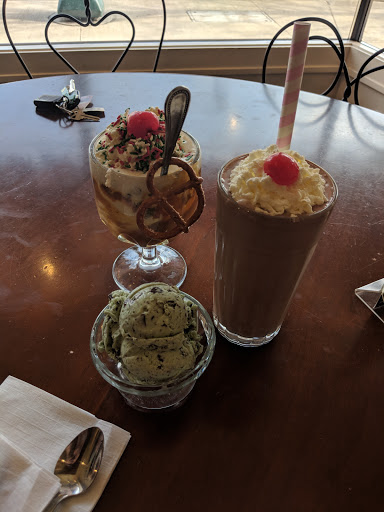 Dessert Shop «Sweet Moses», reviews and photos, 6800 Detroit Ave, Cleveland, OH 44102, USA