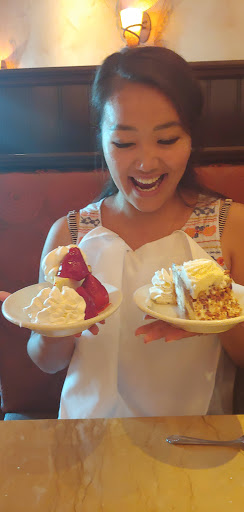 Restaurant «The Cheesecake Factory», reviews and photos, 4200 Conroy Rd, Orlando, FL 32839, USA