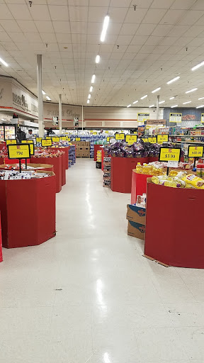 Supermarket «Rowes Supermarkets», reviews and photos, 5435 Blanding Blvd, Jacksonville, FL 32244, USA