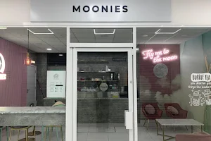 Moonies Bubble Tea image