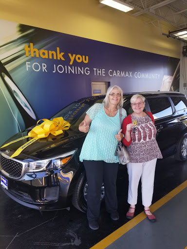 CarMax image