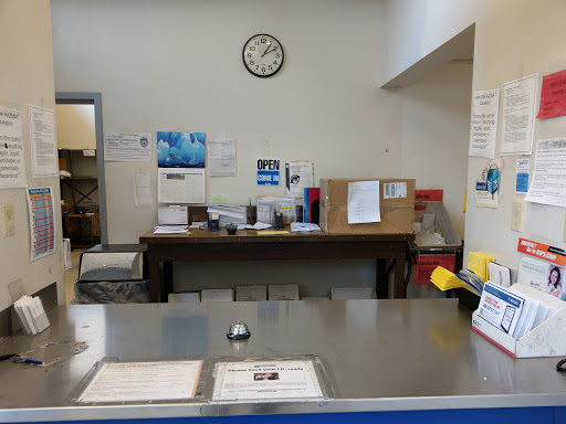 Post Office «USPS Carrier Annex», reviews and photos, 577 W Grand Ave, Oakland, CA 94612, USA