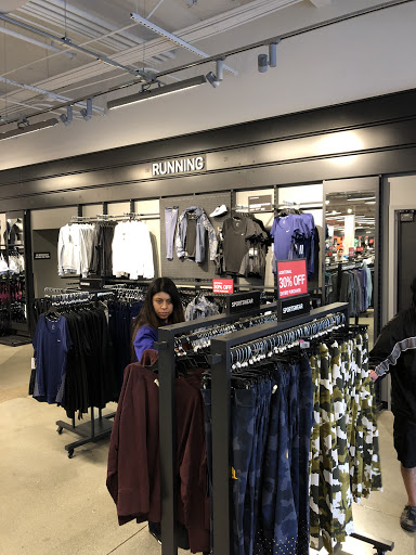 Clothing Store «Nike Factory Store», reviews and photos, 8225 Arroyo Cir #21, Gilroy, CA 95020, USA