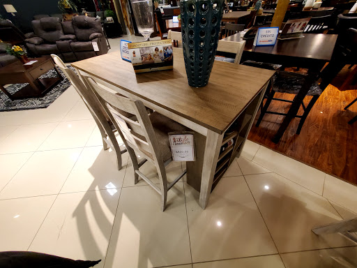 Furniture Store «Marlo Furniture», reviews and photos, 5650 General Washington Dr, Alexandria, VA 22312, USA