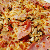 Plats et boissons du Pizzeria La Pizza de Nico Bitche - n°12