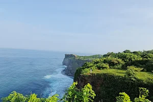 Karang Boma Cliff image