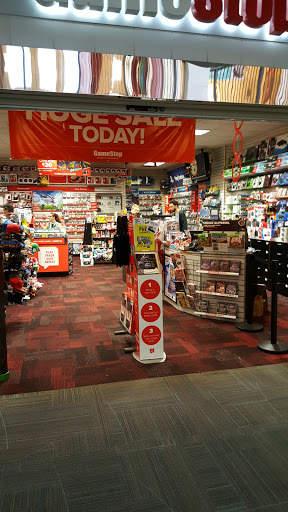 Shopping Mall «Salem Center», reviews and photos, 401 Center St NE, Salem, OR 97301, USA