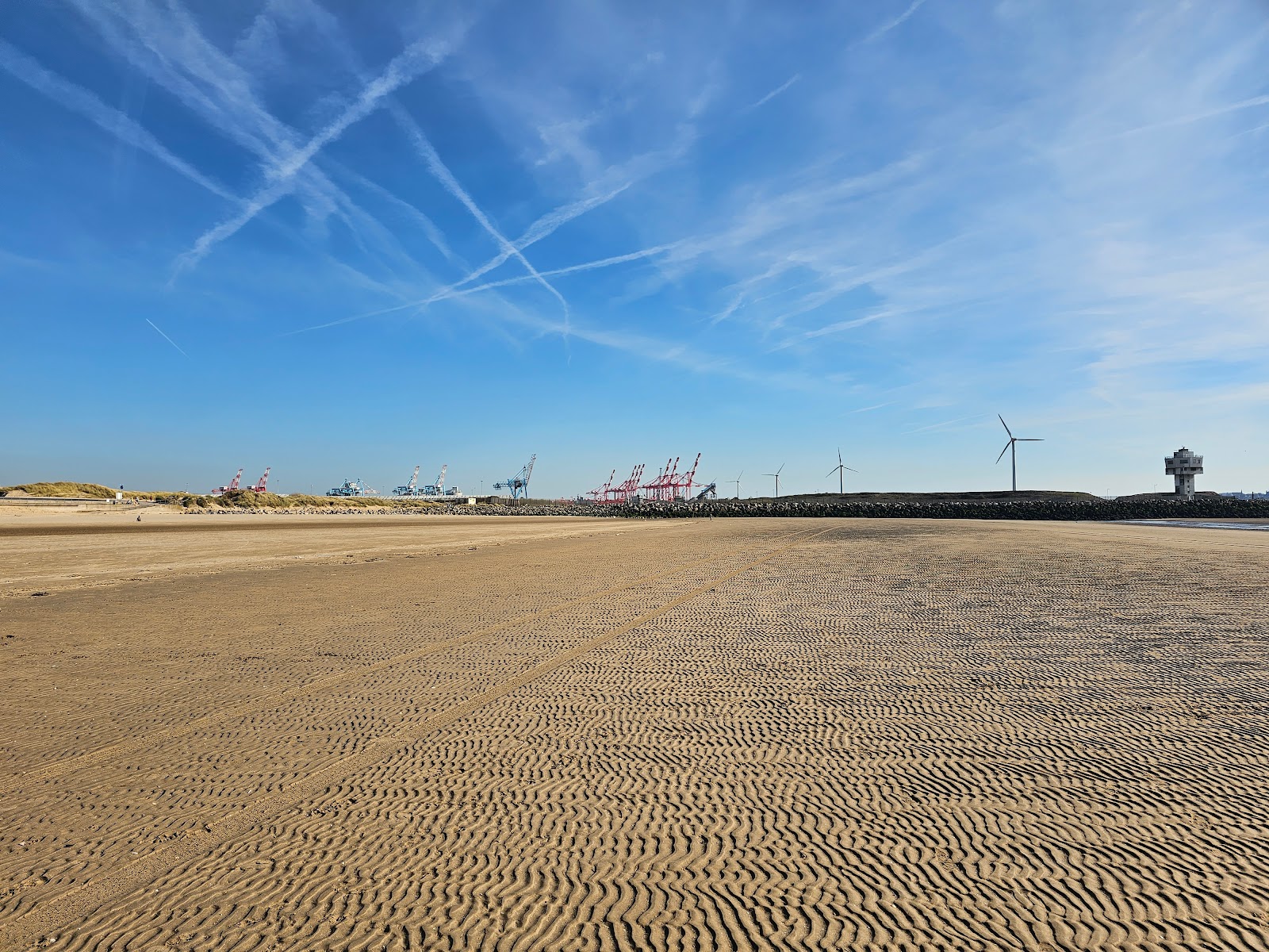 Foto af Crosby Strand - populært sted blandt afslapningskendere