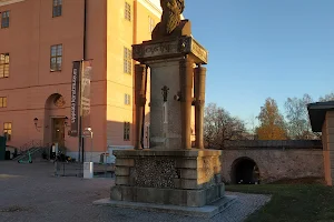 Statue of Gustav Vasa image