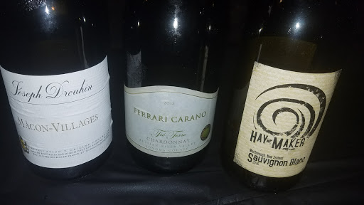 Wine Store «Village Wine Shop», reviews and photos, 15228 E Jefferson Ave, Grosse Pointe Park, MI 48230, USA