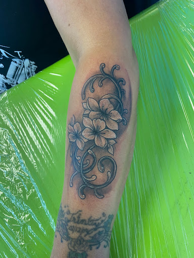 Explore son name tattoo ideas for mom, creative tattoo ideas in Noblesville, available at Mystic Images Tattoo Co.