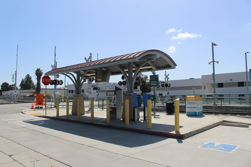 Pomona (North) Metrolink Station