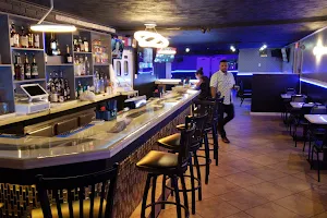 Vibez Bar and Lounge, LLC. image