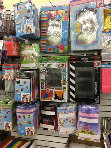 Dollar Store «Dollar Tree», reviews and photos, 759 Bustleton Pike, Feasterville, PA 19053, USA