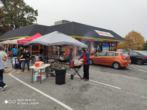 Liquor Store «Starting Gate Liquors/Finish Line Packaged Liquors», reviews and photos, 3470 Fort Meade Rd, Laurel, MD 20724, USA