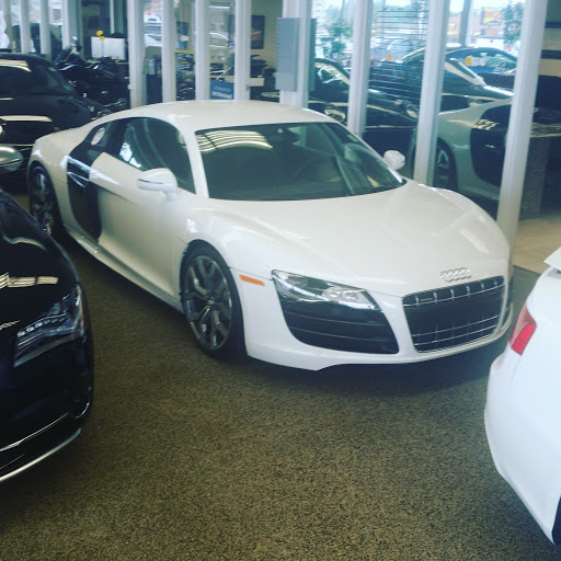 Car Dealer «Lucky Motors», reviews and photos, 225 W Roosevelt Rd, Villa Park, IL 60181, USA