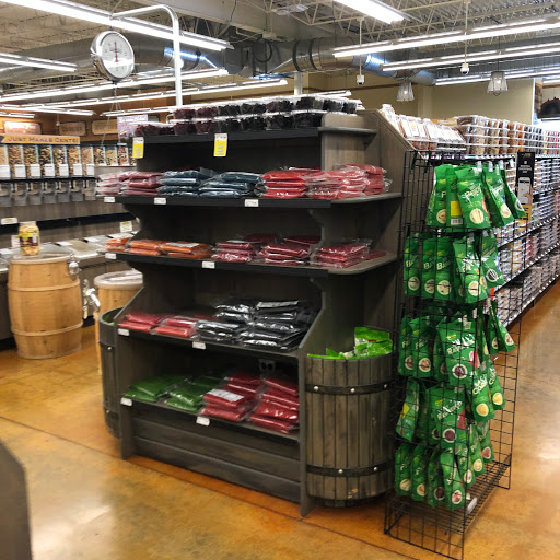Grocery Store «Fresh Thyme Farmers Market- Naperville», reviews and photos, 790 Royal St George Dr, Naperville, IL 60563, USA