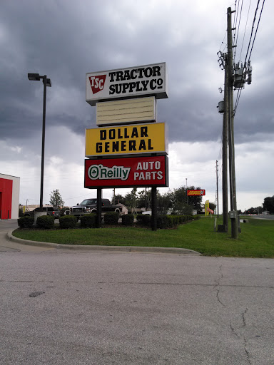Home Improvement Store «Tractor Supply Co.», reviews and photos, 7351 N US Hwy 441, Ocala, FL 34475, USA