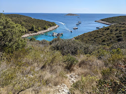 Store-Stone Beach'in fotoğrafı kirli temizlik seviyesi ile
