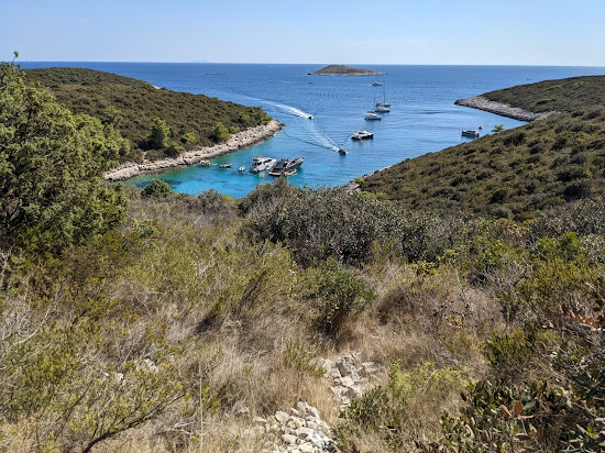 Store-Stone Beach