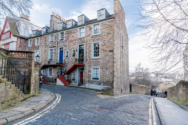 Belvoir Edinburgh - Real estate agency