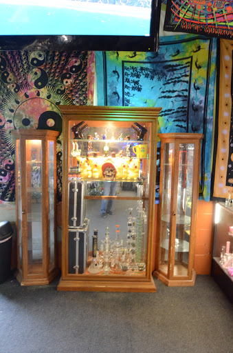 Tobacco Shop «Smoke House», reviews and photos, 968 Dundee Ave, Elgin, IL 60120, USA