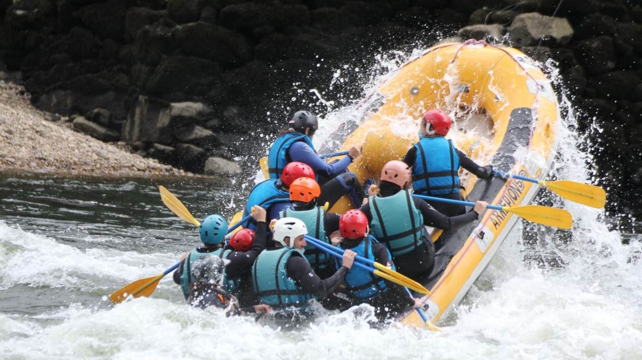 Arrepions: Profesionales del Rafting y Kayak en Galicia