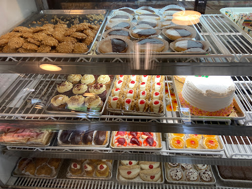 Pastry Shop «Lyndhurst Pastry Shop», reviews and photos, 256 Ridge Rd, Lyndhurst, NJ 07071, USA