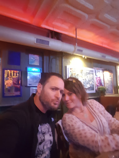 Bar «Harbee Liquors & Tavern», reviews and photos, 1345 W 18th St, Chicago, IL 60608, USA