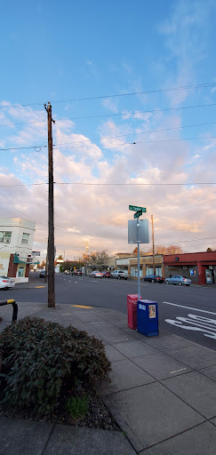 Liquor Store «Rose City Liquor Store», reviews and photos, 7253 NE Sandy Blvd, Portland, OR 97213, USA