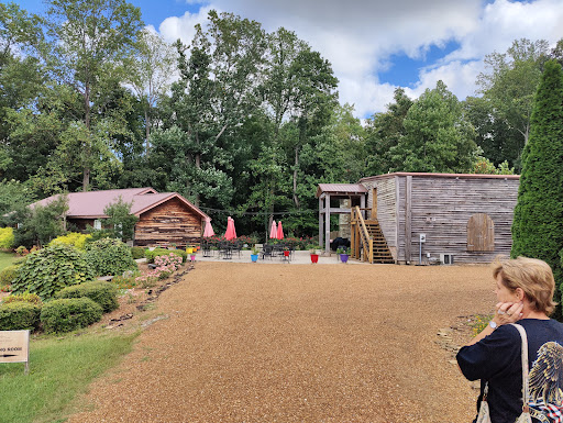 Wedding Venue «Natchez Hills Vineyard. Middle Tennessee Wedding Venue», reviews and photos, 109 Overhead Bridge Rd, Hampshire, TN 38461, USA