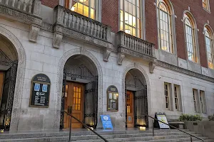 Multnomah County Central Library image