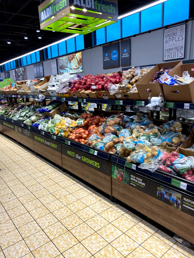 Supermarket «ALDI», reviews and photos, 56 Lakeview Ave, Clifton, NJ 07011, USA