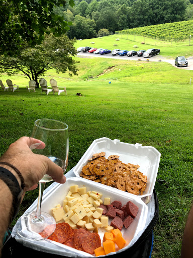 Vineyard «Naked Mountain Winery & Vineyards», reviews and photos, 2747 Leeds Manor Rd, Markham, VA 22643, USA