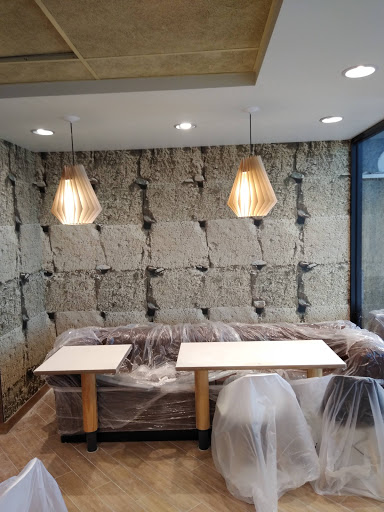 Shopping Mall «Village Green Shopping Center», reviews and photos, 7001 Alexandria Pike, Alexandria, KY 41001, USA