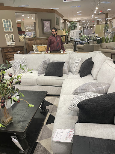 Furniture Store «Marlo Furniture», reviews and photos, 5650 General Washington Dr, Alexandria, VA 22312, USA