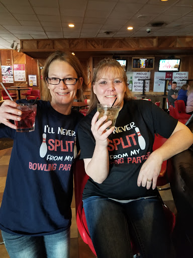 Bowling Alley «AMF Brookgate Lanes», reviews and photos, 14950 Snow Rd, Brook Park, OH 44142, USA