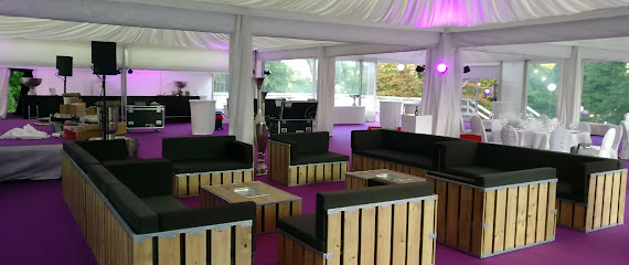 Straub Lounge