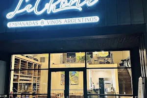 LaChona Empanadas y Vinos Argentinos image