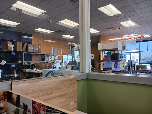 Print Shop «FedEx Office Print & Ship Center», reviews and photos, 6070 Johnson Dr, Pleasanton, CA 94588, USA
