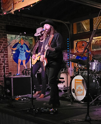 Live Music Bar «Tin Roof», reviews and photos, 3921 Shelbyville Rd, Louisville, KY 40207, USA